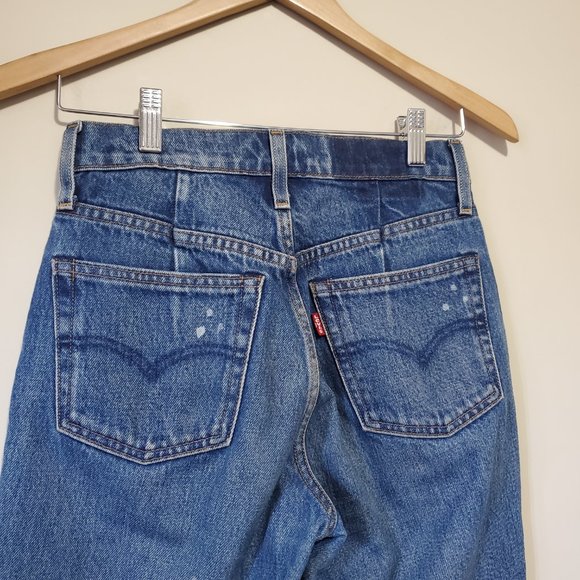 Aritzia Straight Leg Jeans - Picture 7 of 16